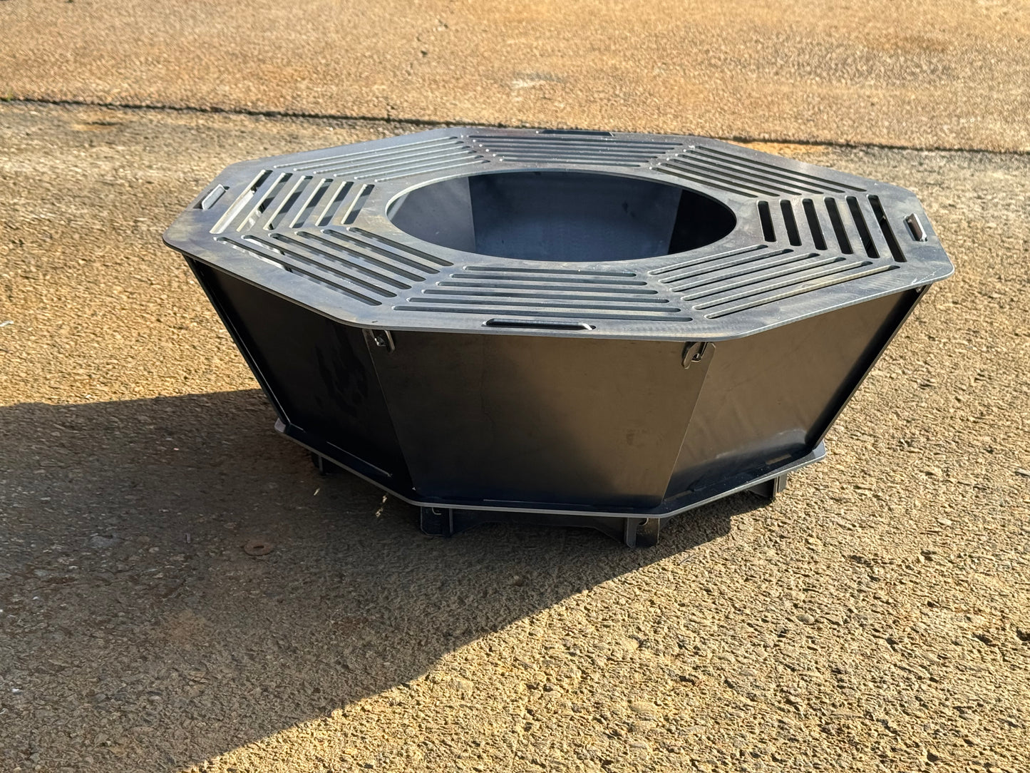 The Scout - Compact & Portable (24" x 8.5")